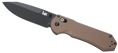 Нож складной Benchmade 14715BK-1 Axis (черное лезвие, песочная рукоять)