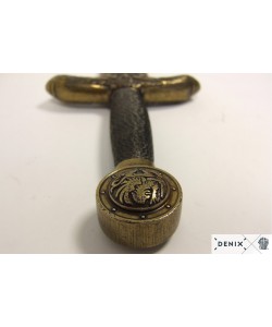 Дага (кинжал) короля Артура, в красных ножнах (DE-4139-L)