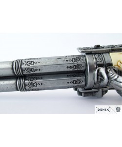 Макет пистолет кремневый трехдульный, под кость (Франция, XVIII век) DE-1309