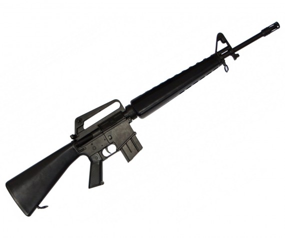 Макет штурмовая винтовка M16A1 (США, 1967 г., Вьетнамская война) DE-1133  (D7/1133) купить в Москве, СПБ, цена в интернет-магазине «Pnevmat24»