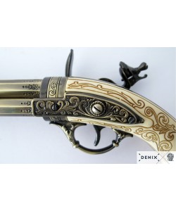Макет пистолет кремневый трехдульный, под кость (Франция, XVIII век) DE-5306