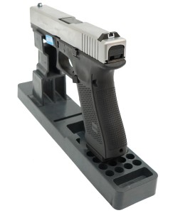 Страйкбольный пистолет WE Glock-17 Gen.4 Silver, сменные накладки (WE-G001B-SV)