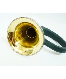 Валторна (рог витой) латунь с кожаной отделкой, темно-зеленый