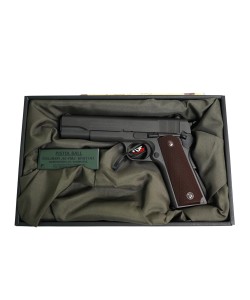 Страйкбольный пистолет Tokyo Marui Colt M1911A1 Government GBB