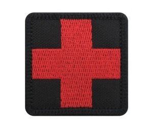 Шеврон ”Крест медика”, вышивка, 50x50 мм (красный, фон черный)