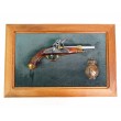 Пистолет Наполеона, изг. Грибовалем (Франция, 1806 г.) на бархатном панно, 50x30 зеленый бархат, дуб - фото № 1