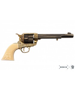 Револьвер Colt кавалерийский 7½” (США, 1873 г.) на бархатном панно, 43x23 зеленый бархат, дуб