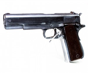 Сувенир из шоколада - пистолет 1911 (Colt)