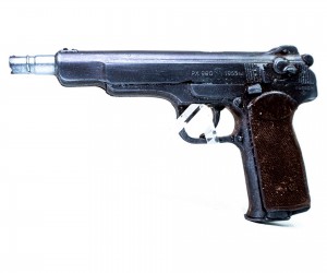 Сувенир из шоколада - пистолет АПС (Стечкина)