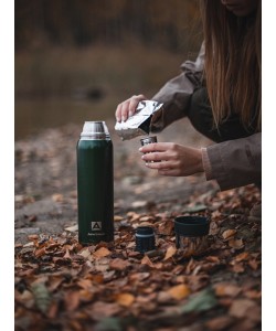 Термос классический «Арктика» 106-500C, 0.5 л, эмаль, 2 чашки (зеленый) с ситечком