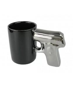 Кружка пистолет черная с серебристой ручкой