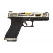 Страйкбольный пистолет WE Glock-18 G-Force, черная рамка, серебр. затвор, золот. ствол - фото № 2