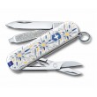 Нож-брелок Victorinox Classic 0.6223.L2109 ”Alpine Edelweiss” (58 мм) - фото № 1
