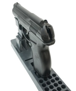 Пневматический пистолет Crosman C11 (пластик)