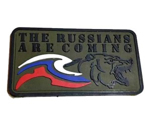 Шеврон ”Флаг России” с надписью ”THE RUSSIANS ARE COMING”, PVC на велкро, 80x44 мм (Olive)