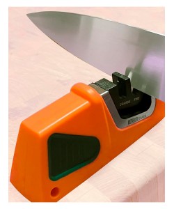 Точилка для ножей AccuSharp Compact Pull-Through (оранжевый/зеленый)