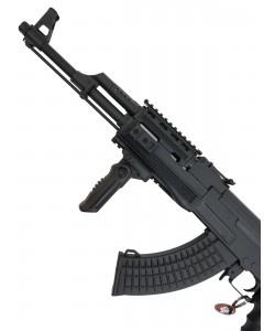 Страйкбольный автомат Cyma АК-47 Tactical, пластик. корпус, M4 приклад (CM.028C)