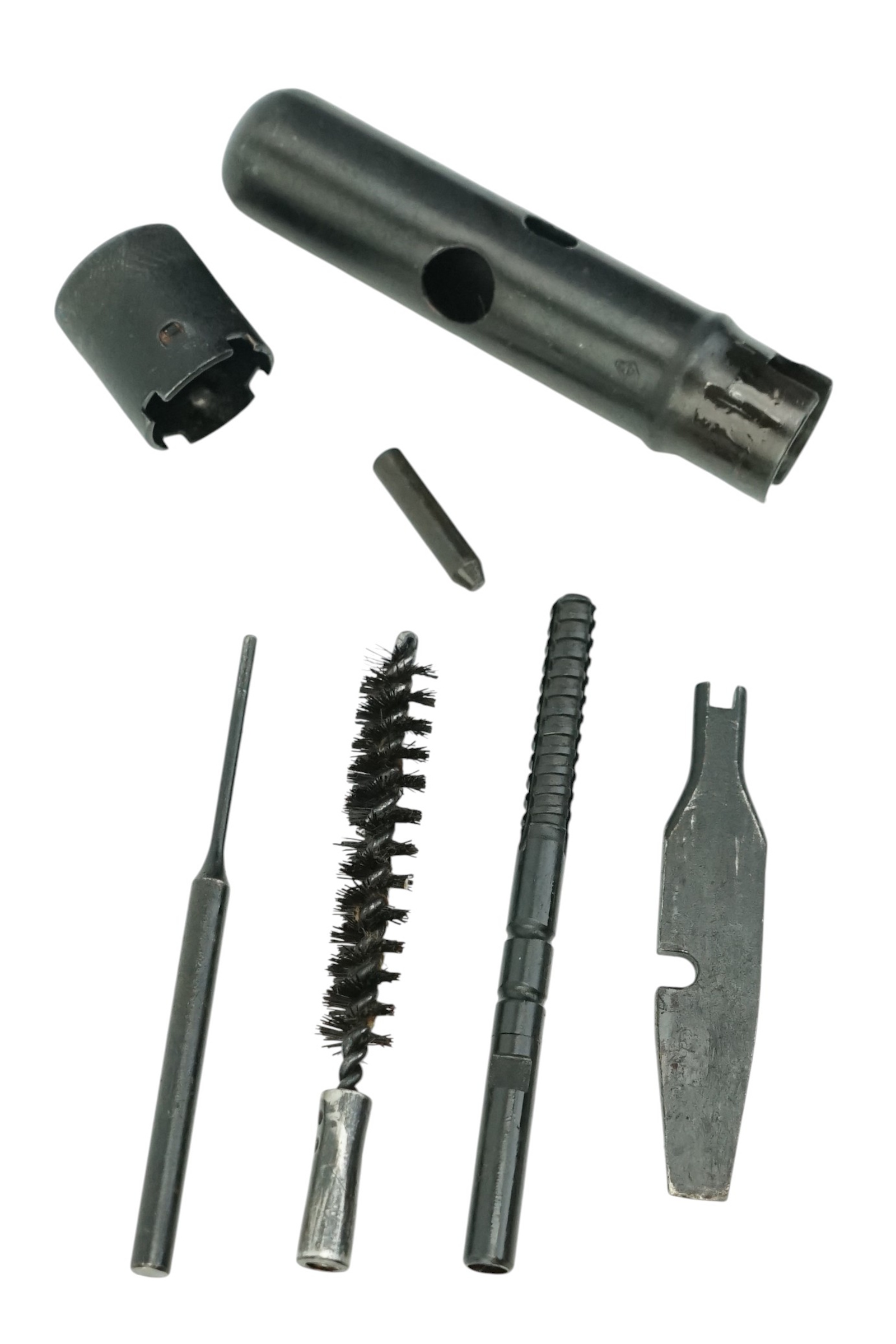 Набор для чистки и разборки оружия АКМ 7,62 мм, в метал. пенале